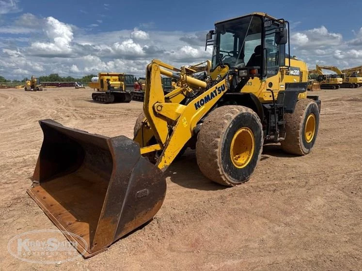 Used Komatsu Loader